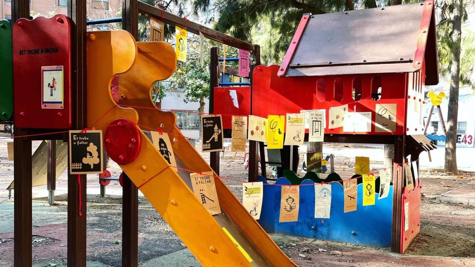 Missatges positius per a la infància al parc Manuel Granero de València Missatges positius per a la infància al parc Manuel Granero de València