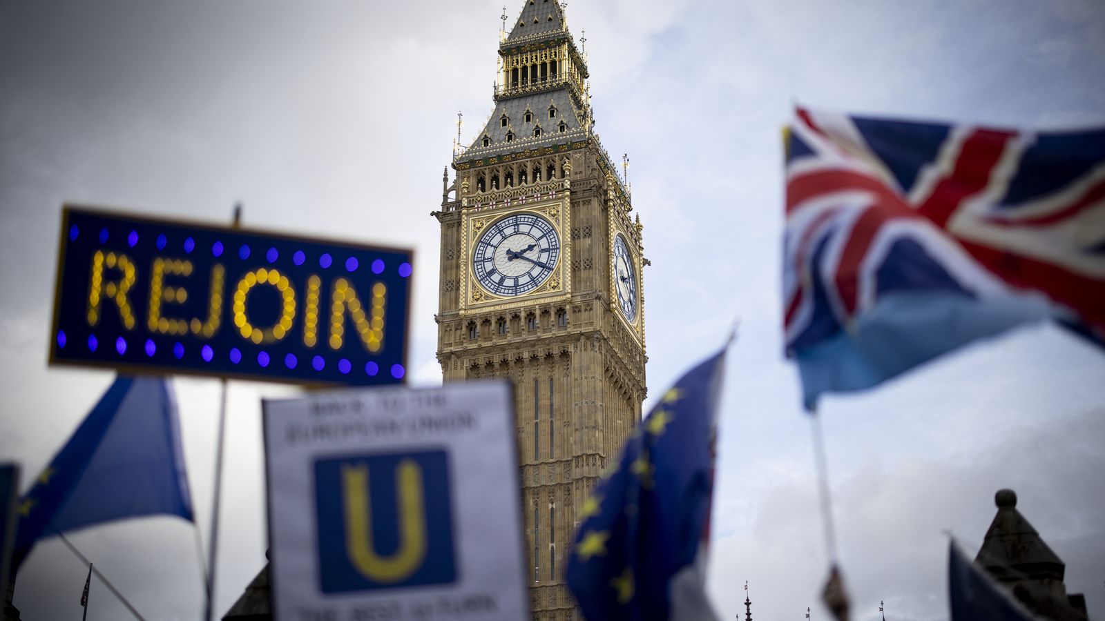 El Big Ben de fons, durant una protesta en favor de tornar a la UE