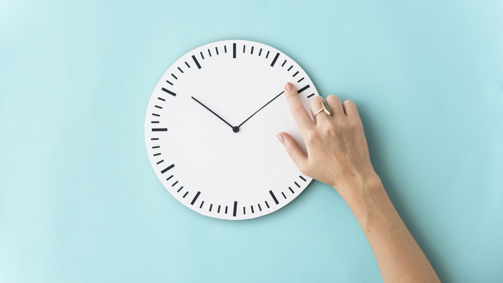 25.07.2023 | 'Korah i el món': coses curioses sobre la percepció del temps