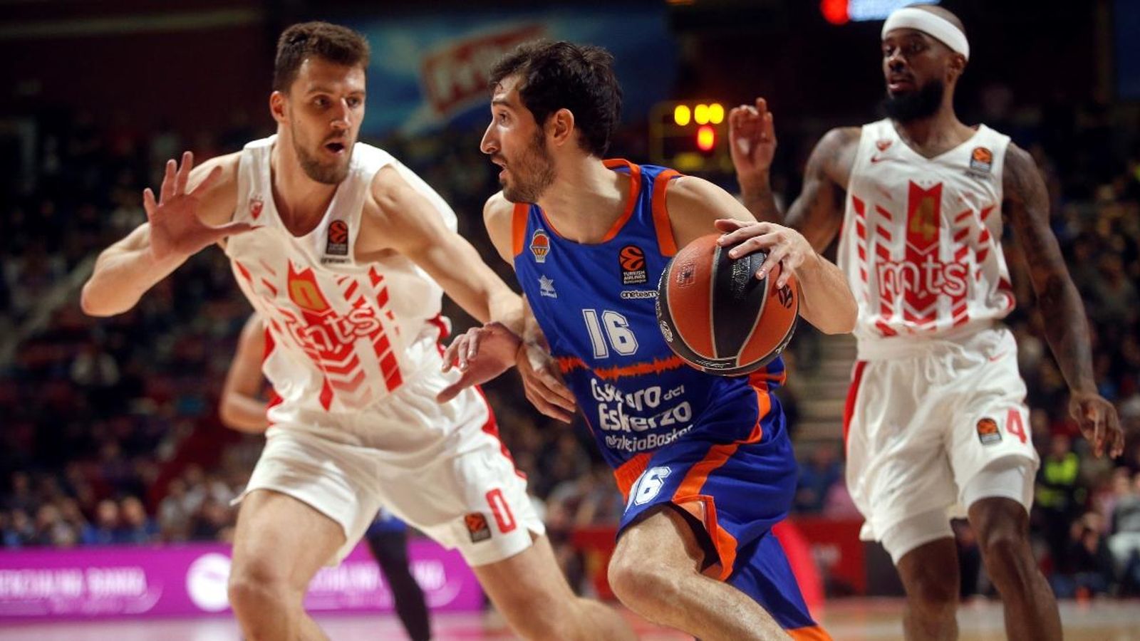 Vives, durant el partit