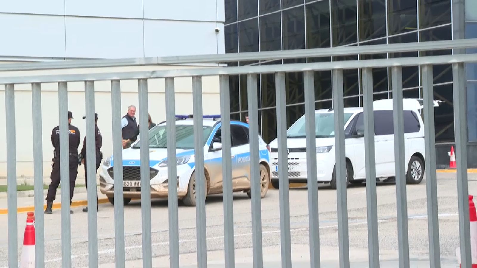 Fira València s'ha convertit en la improvisada morgue on es custodien els cadàvers de la DANA