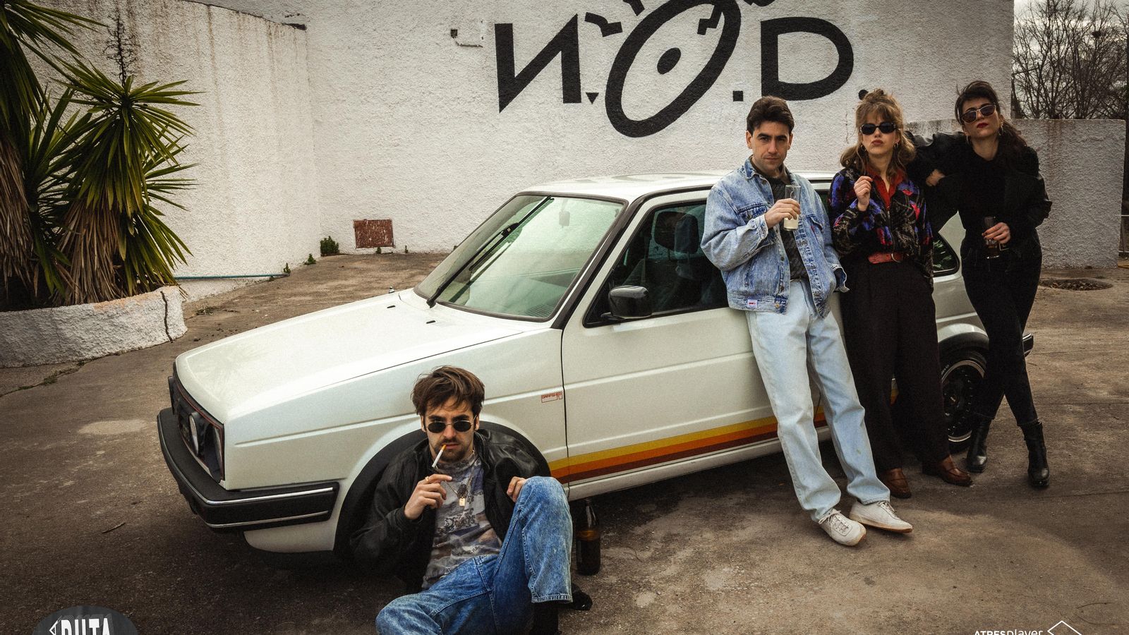 La sèrie permetrà recrear espais i estètiques dels 80 i de principis dels 90