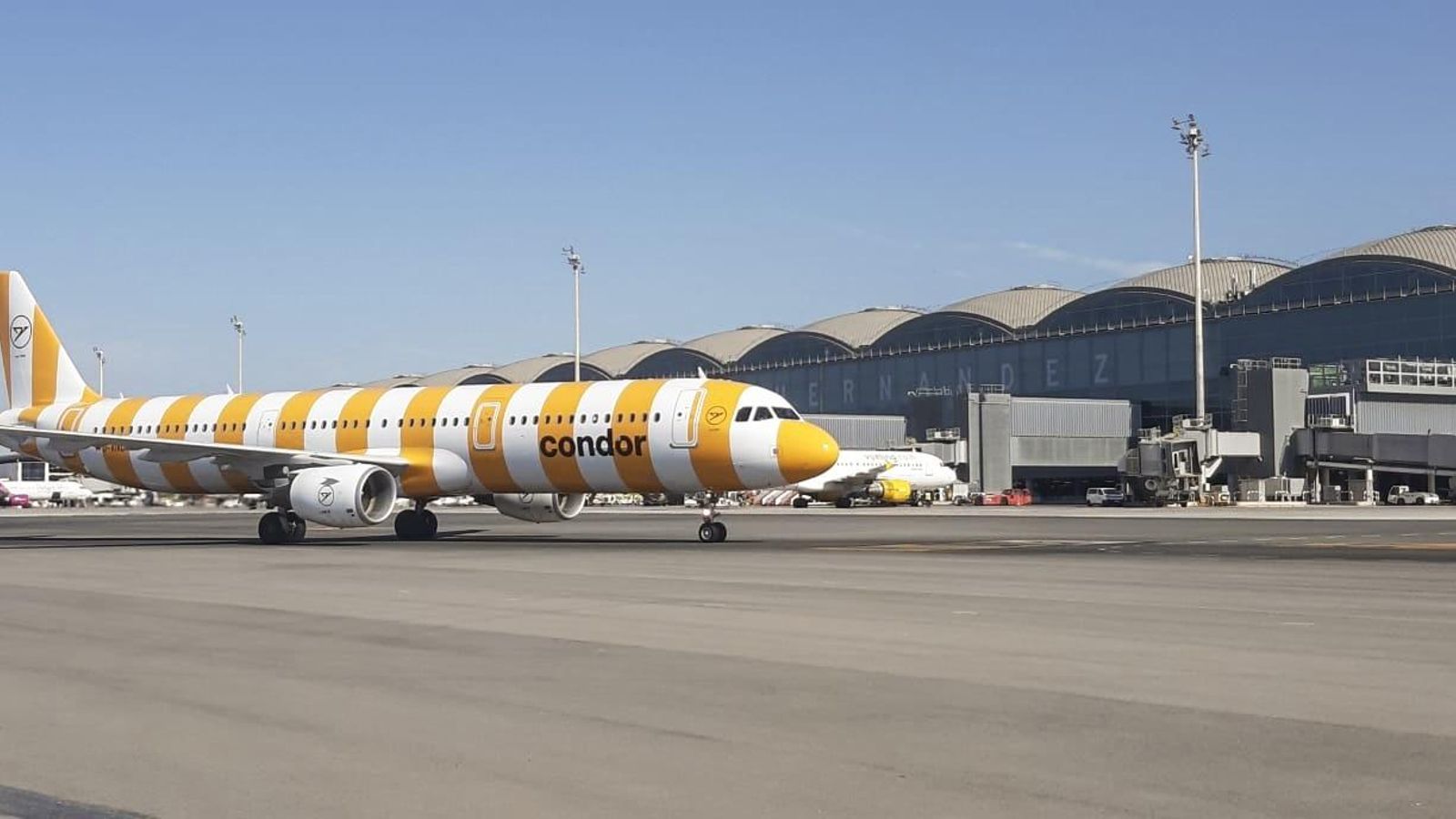 Avió Condor a l'aeroport Alacant-Elx