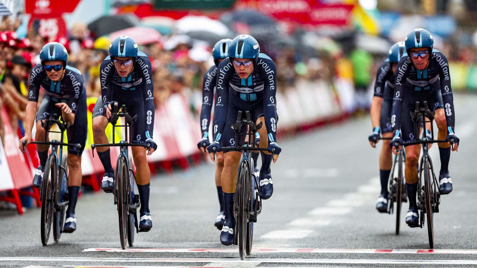 El DSM guanya la primera etapa de la Vuelta a Espanya