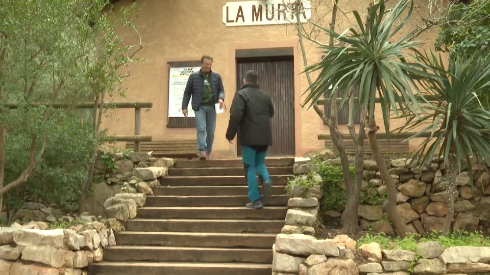 Javi Miró, meteoròleg d’À Punt Oratge, i Salvador Íñigo, autor del llibre ‘Flora de la Murta’