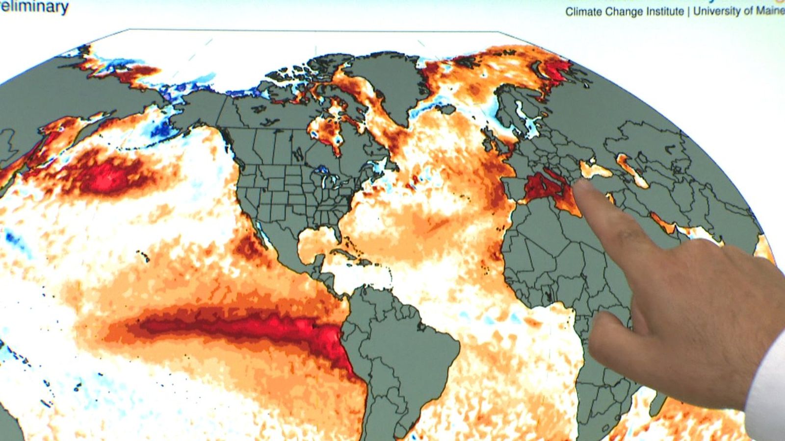 Mapa de temperatura dels mars i oceans amb el Mediterrani amb nivell roig
