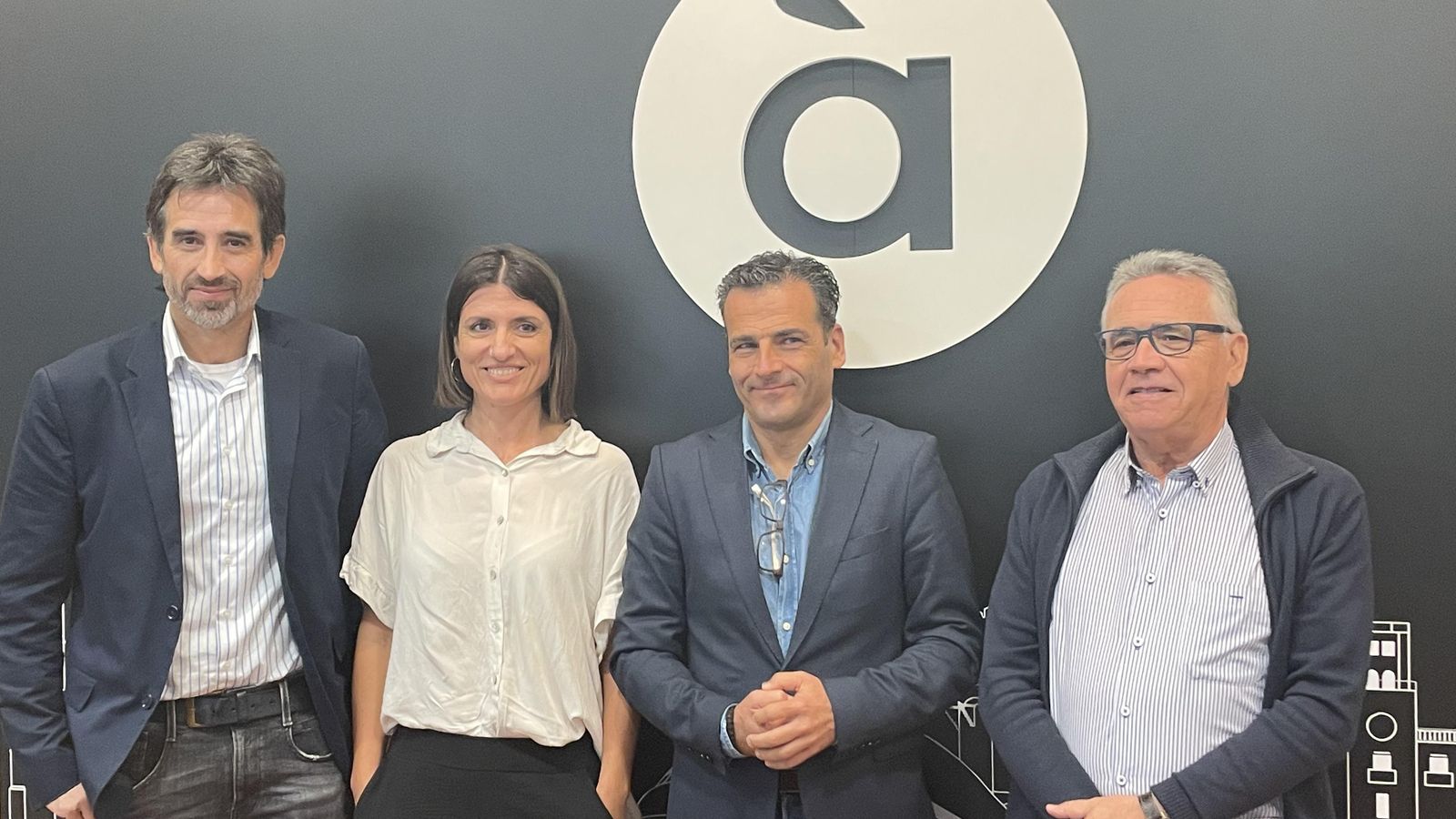 José Luis Moreno, regidor de cultura de l'Ajuntament de València, Rosa Roig, directora de la Mostra, Alfred Costa, director general d'À Punt i Miquel Francés, president de la CVMC