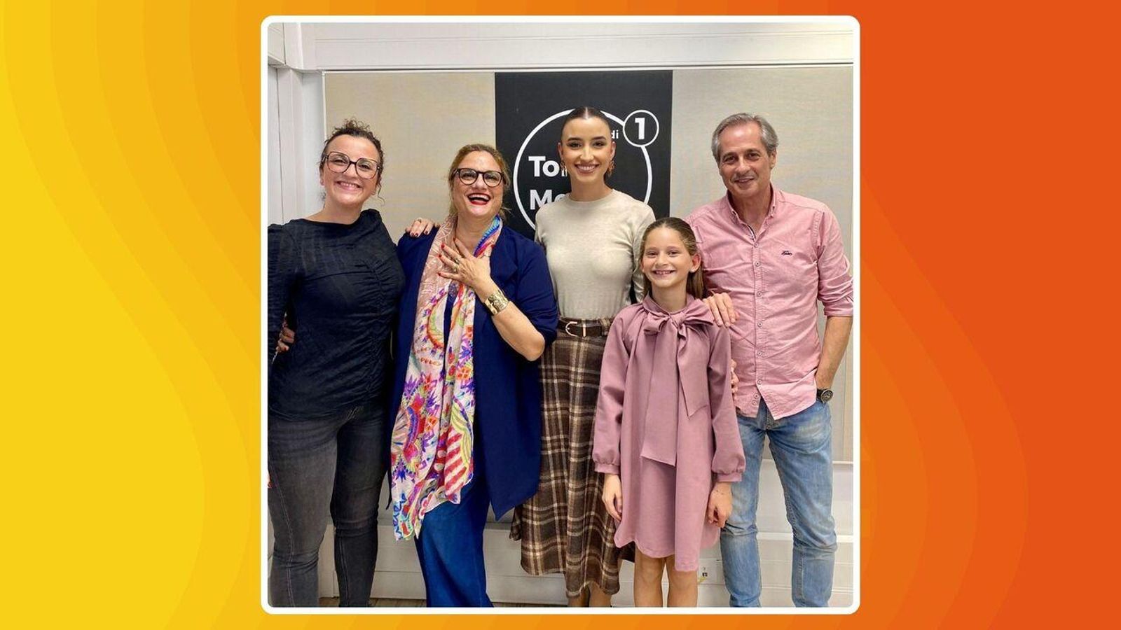 07.11.2025 | "Festes", amb Pepa Gómez | Les Falleres Majors de València visiten 'La vesprada d'À Punt'