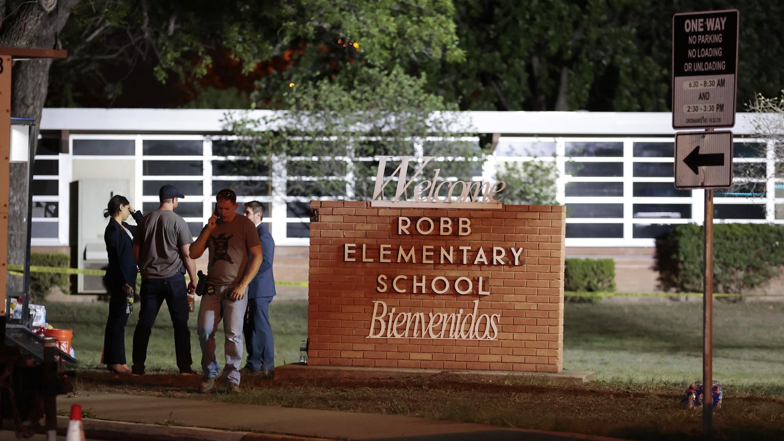 Façana de l'escola primaria Robb a Texas (Estats Units)