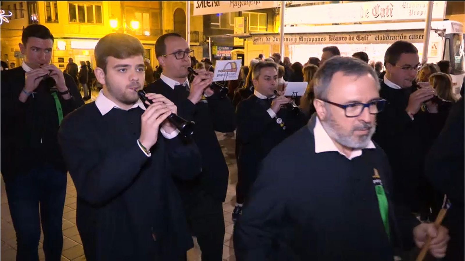 VÍDEO | Tabal i dolçaina, música de la Magdalena