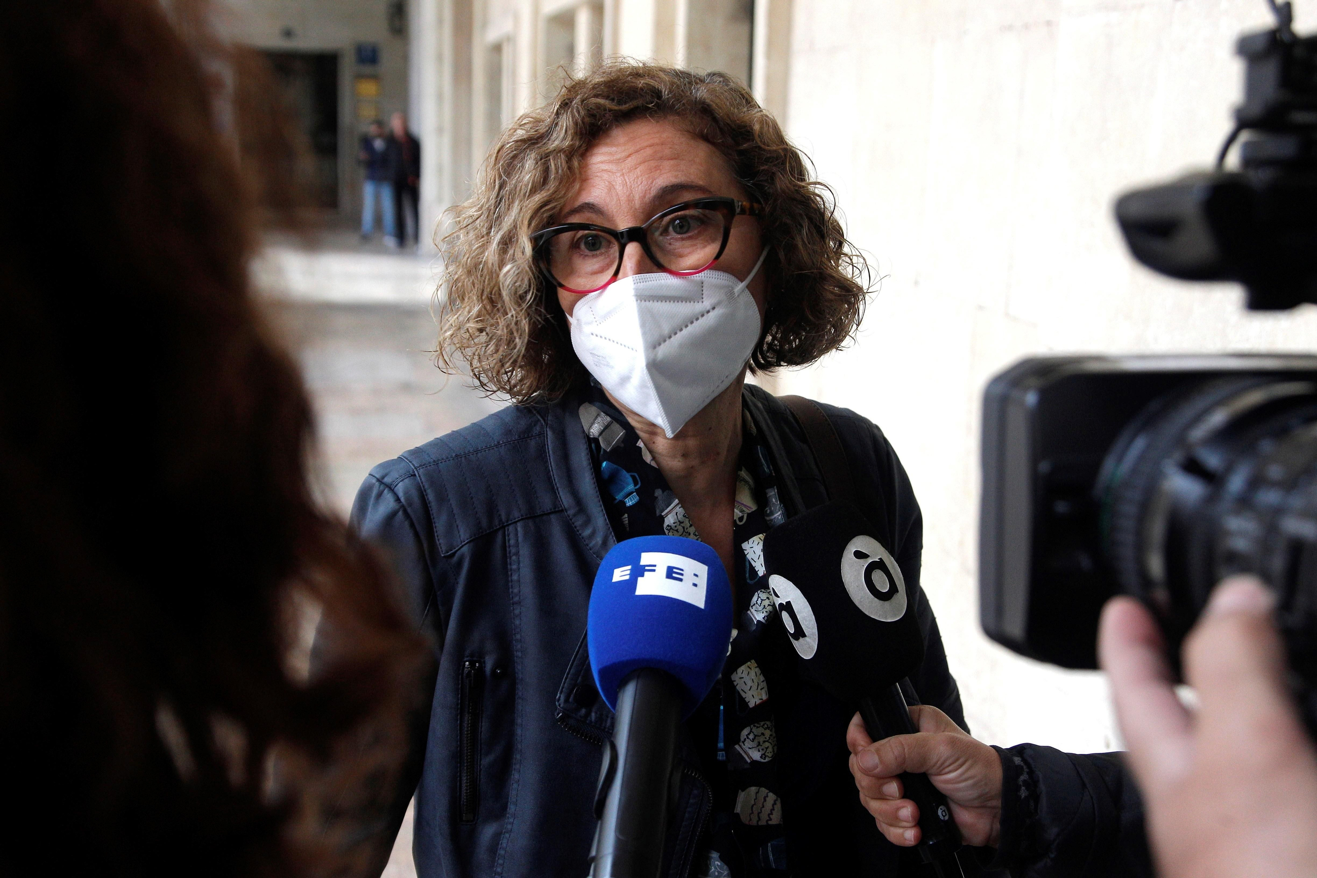 Viciano, aquest dimarts, a l'arribada a l'Audiència Provincial d'Alacant Viciano, aquest dimarts, a la seua arribada a l'Audiència Provincial d'Alacant