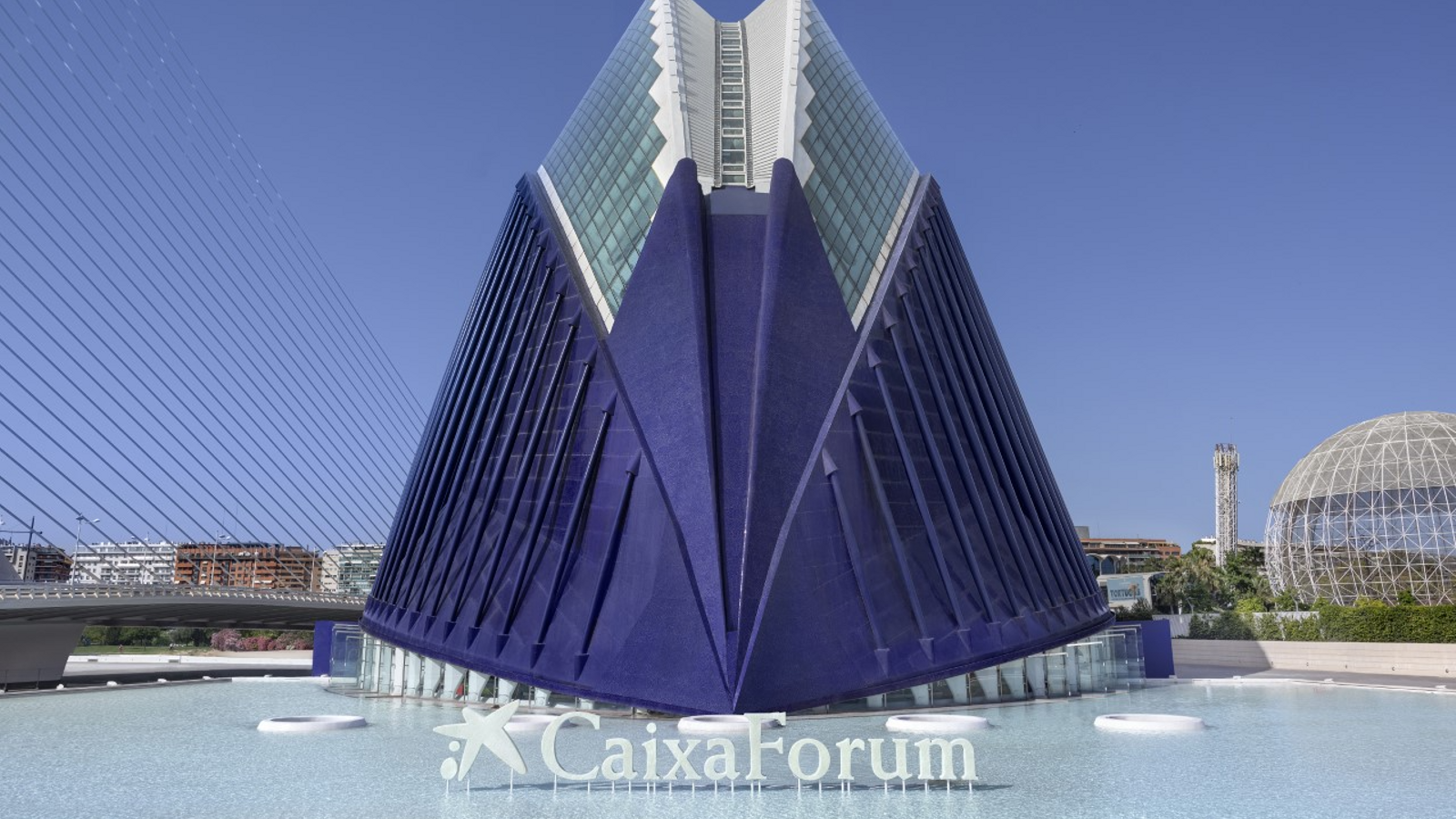 Obri les portes CaixaForum València