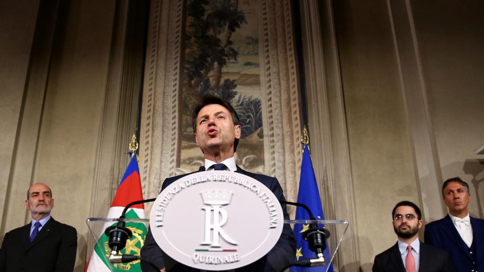 El primer ministre, Giuseppe Conte, ha presentat la llista definitiva de ministres