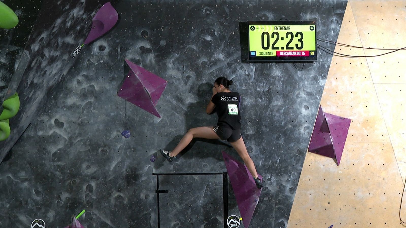 València acull el campionat autonòmic d'escalada