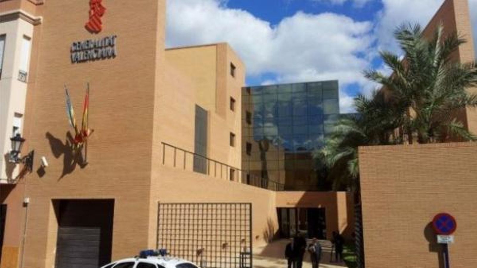 Justícia analitza els danys en els jutjats d\'Oriola