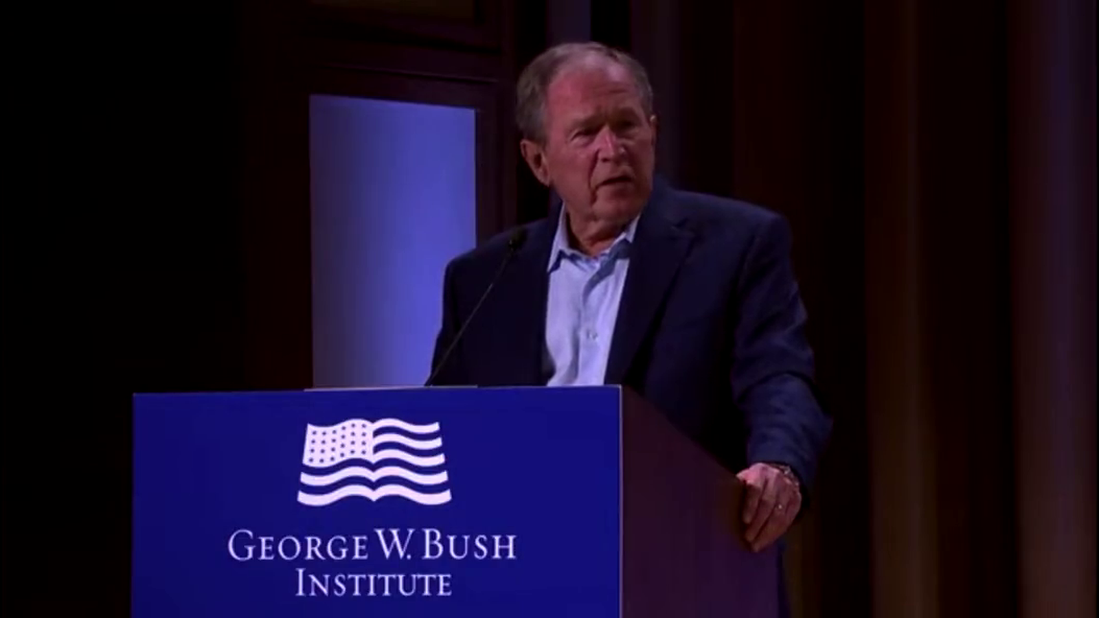 L'expresident nord-americà, George Bush, durant la seua polèmica intervenció