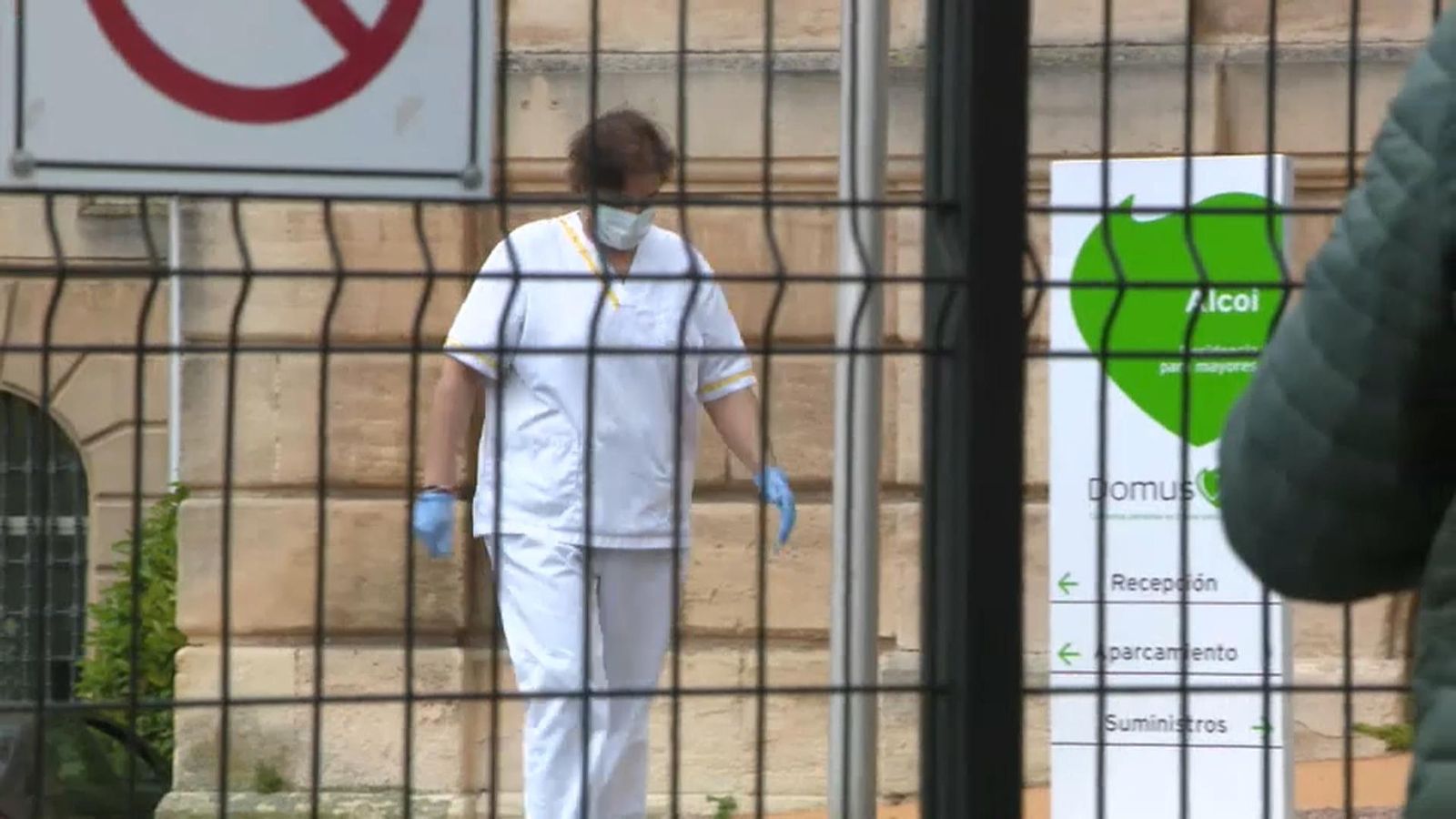 Aquesta residència d'Alcoi és una de les que han hagut de ser intervingudes per Sanitat per la gran quantitat de contagis i morts.