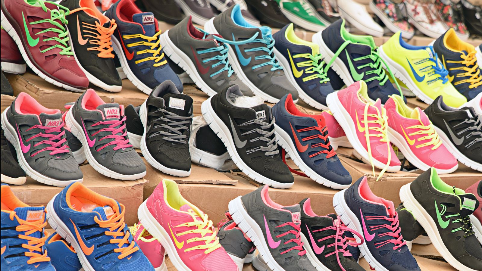 Imatge d'arxiu de productes falsificats