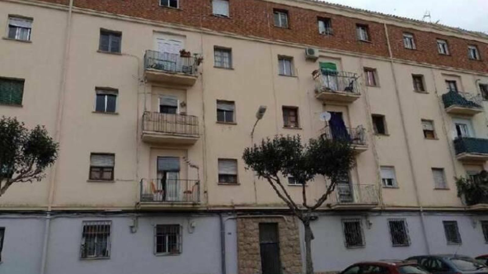 La normativa obliga a passar un informe d'avaluació a edificis amb més de 50 anys
