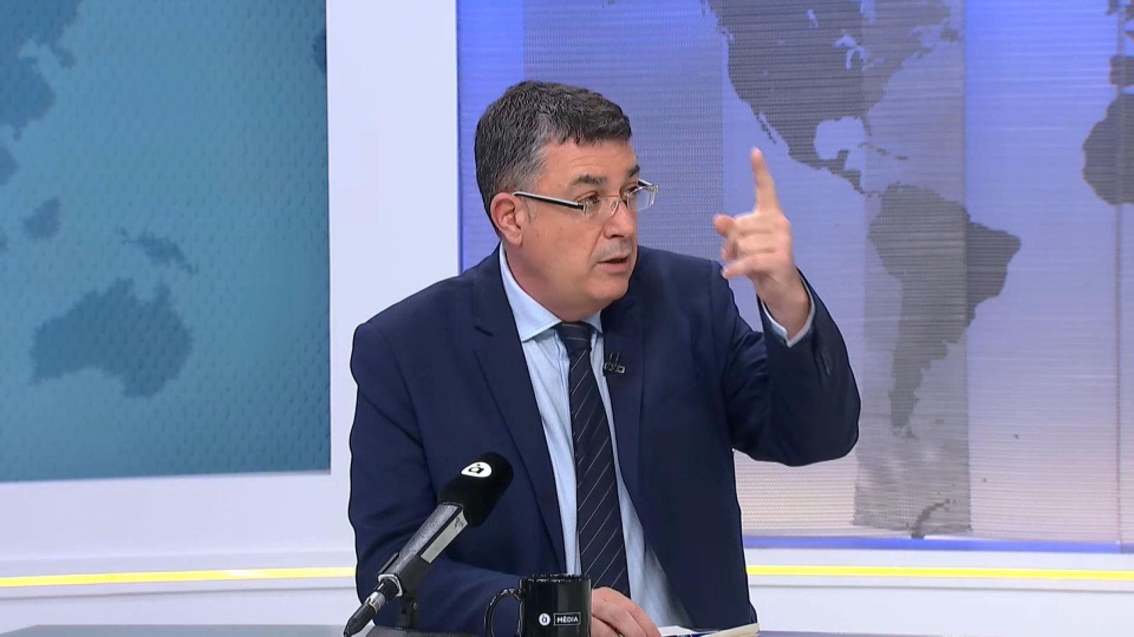 Enric Morera durant l'entrevista en 'Les Notícies del matí'