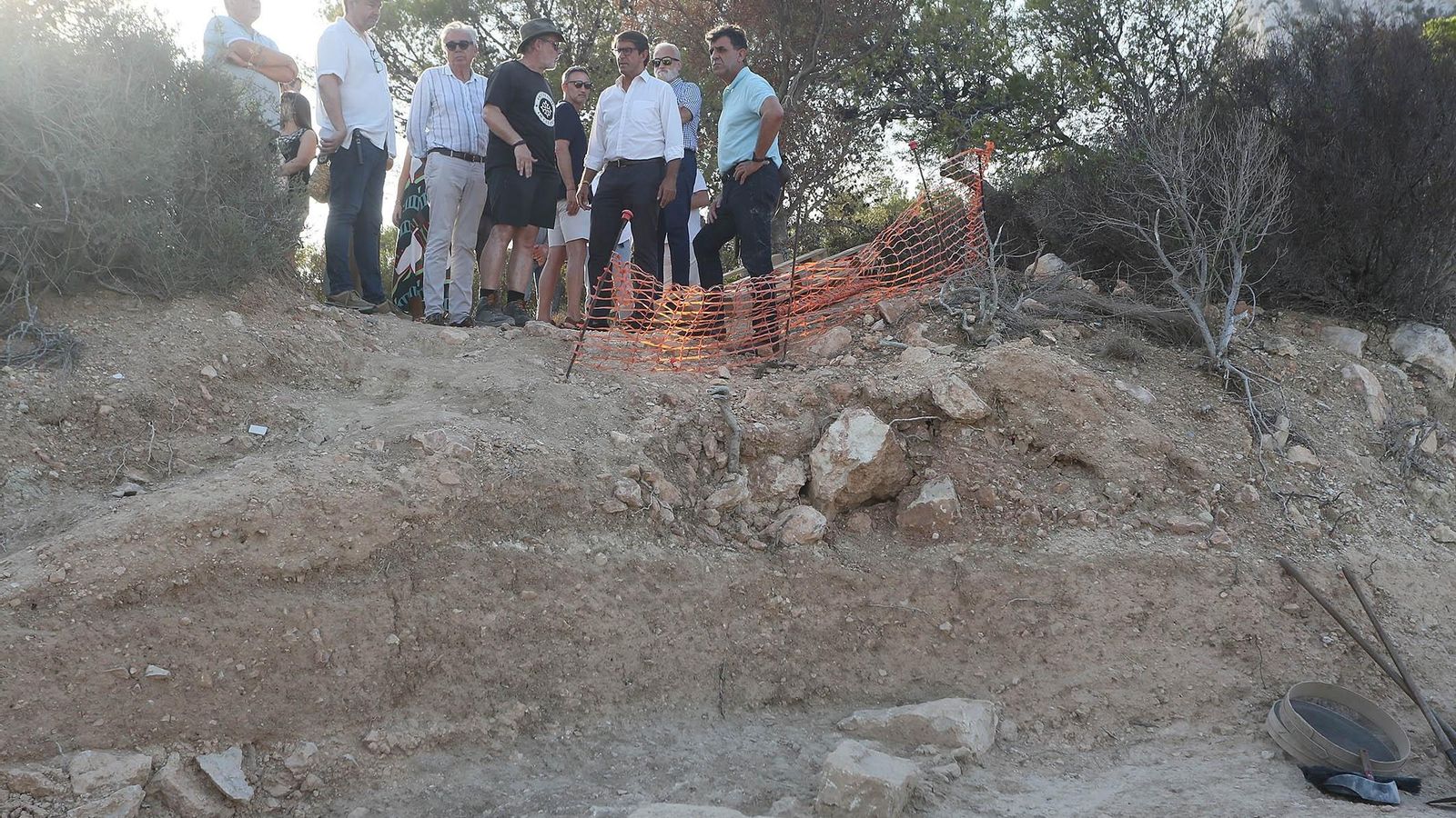 La visita al jaciment del Penyal d'Ifach