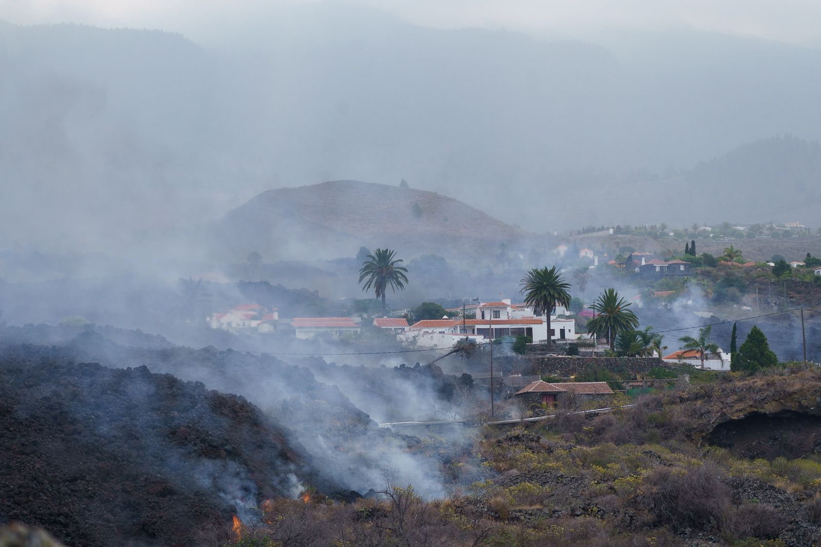 La lava del Cumbre Vieja s’acosta a les immediacions de Todoque, que ja ha sigut desallotjat