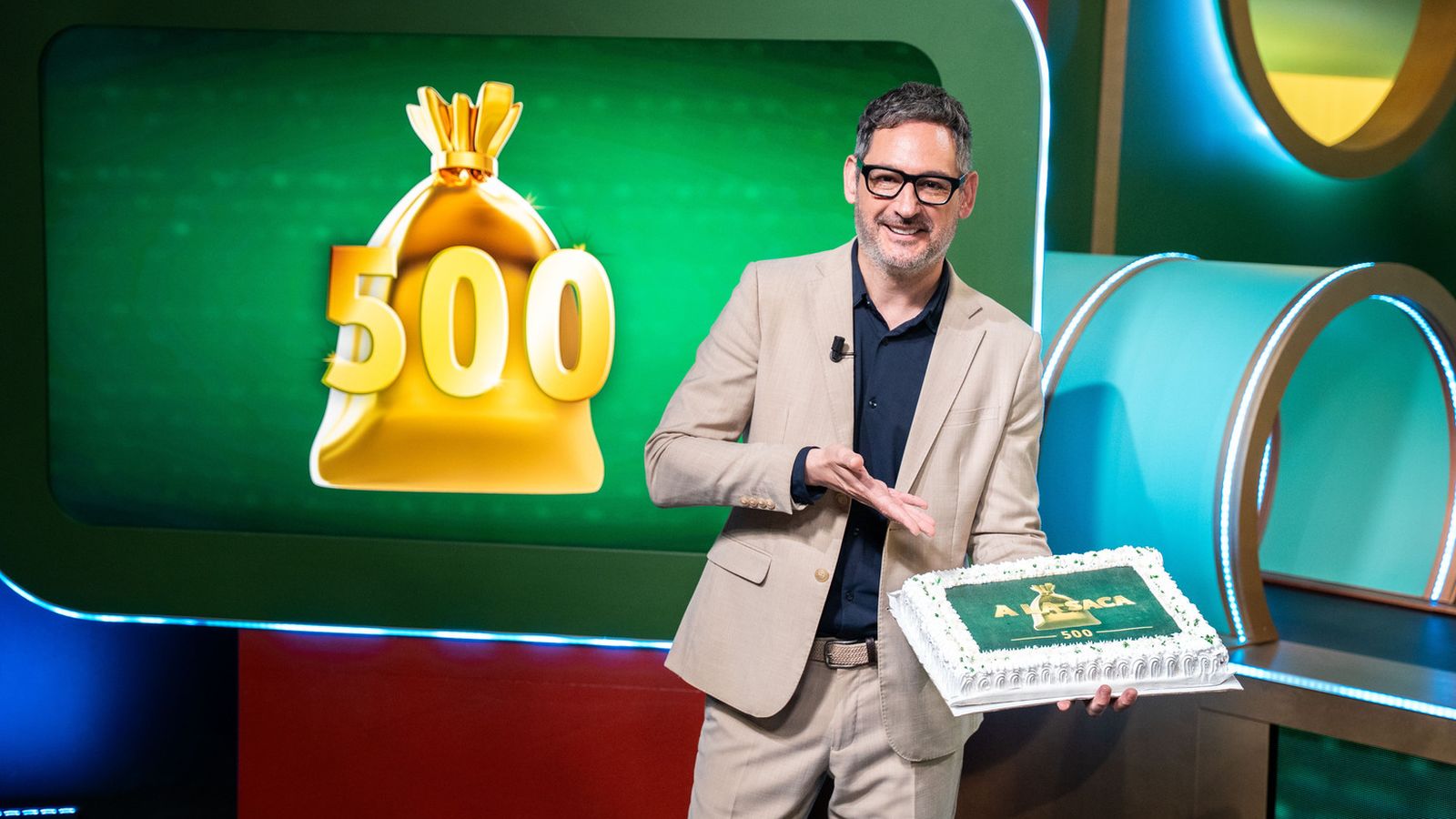 Eugeni Alemany celebrant els 500 programes d''A la saca'