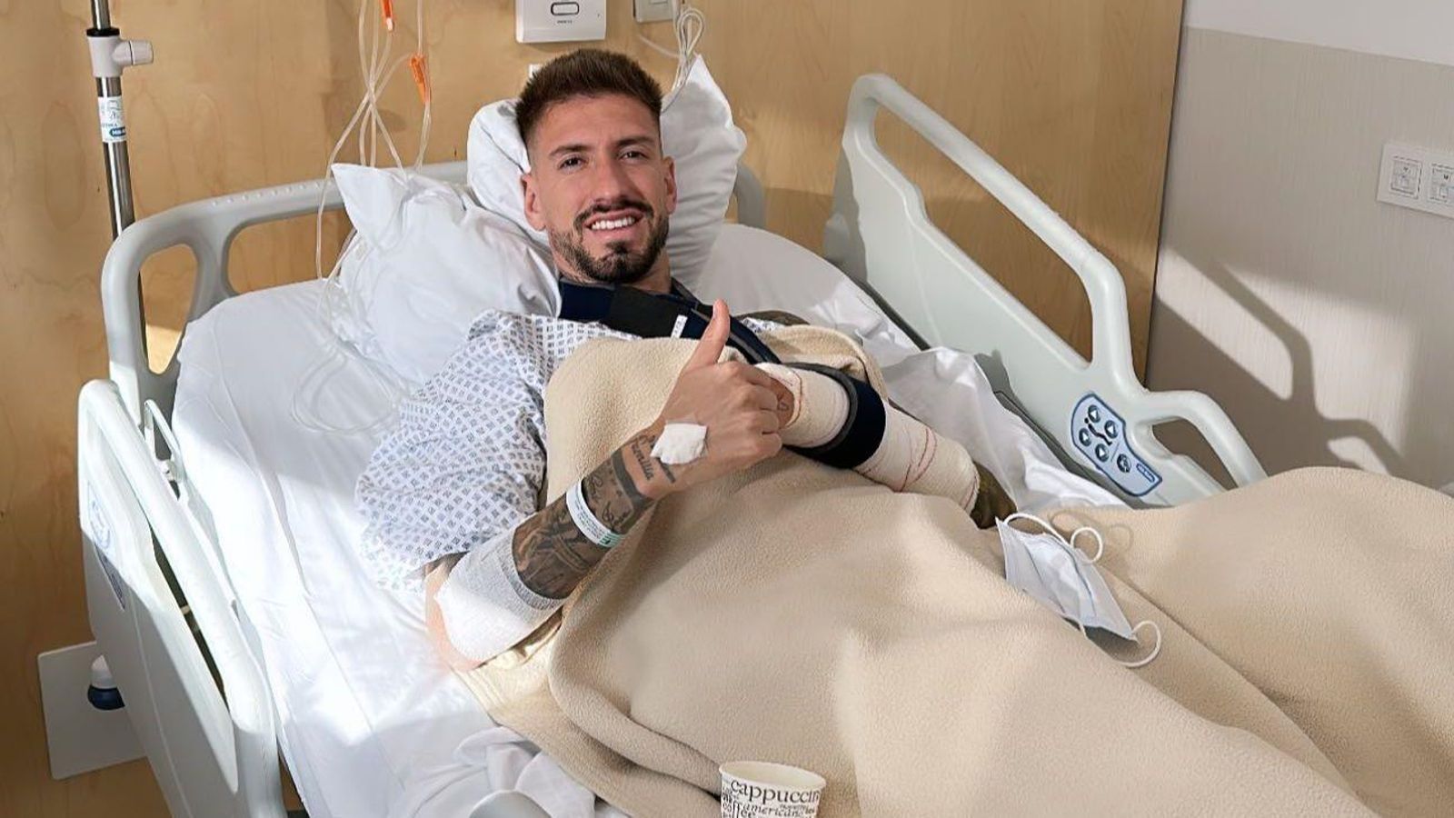 Castillejo després de la seua intervenció de monyica