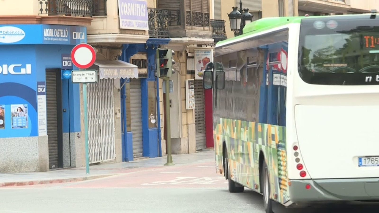 El Tram de Castelló és un dels transports capdavanters en l'ús d'energia elèctrica no contaminant.