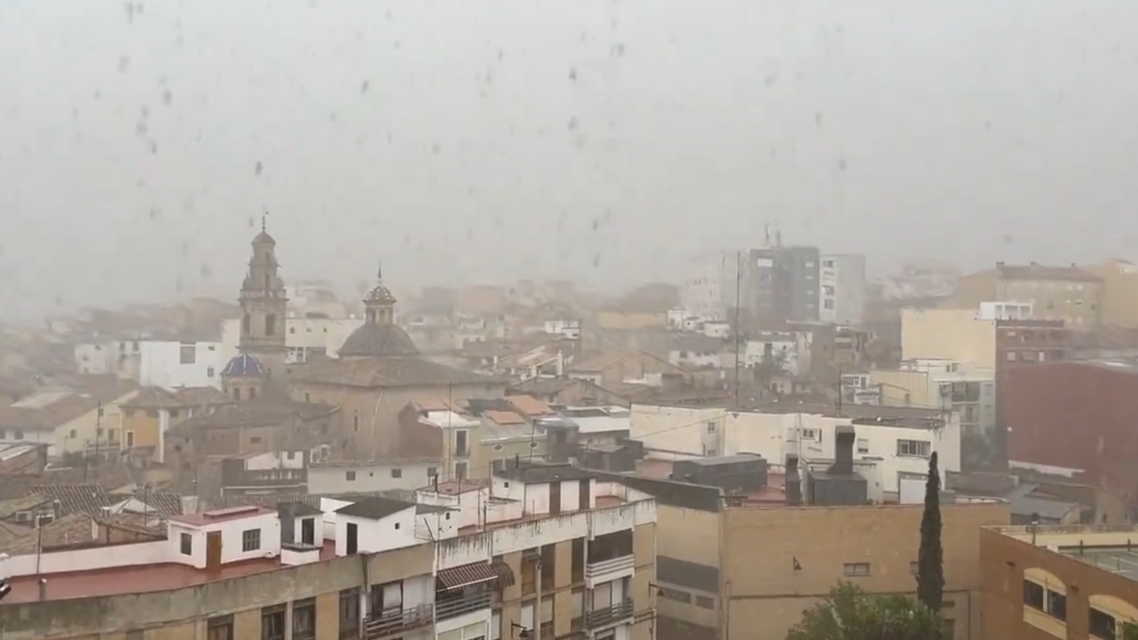 La plutja este dimarts a Ontinyent (la Vall d'Albaida)