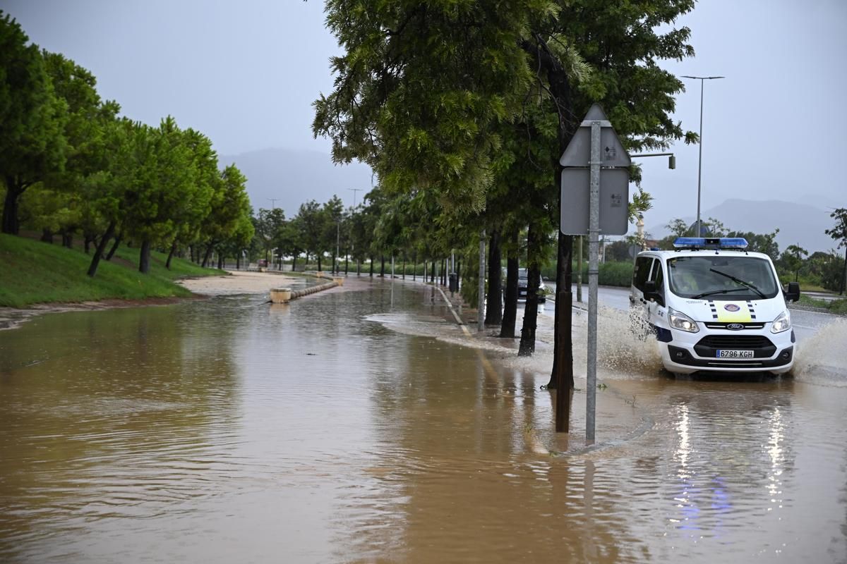 Un carrer inundat en Castelló de la Plana