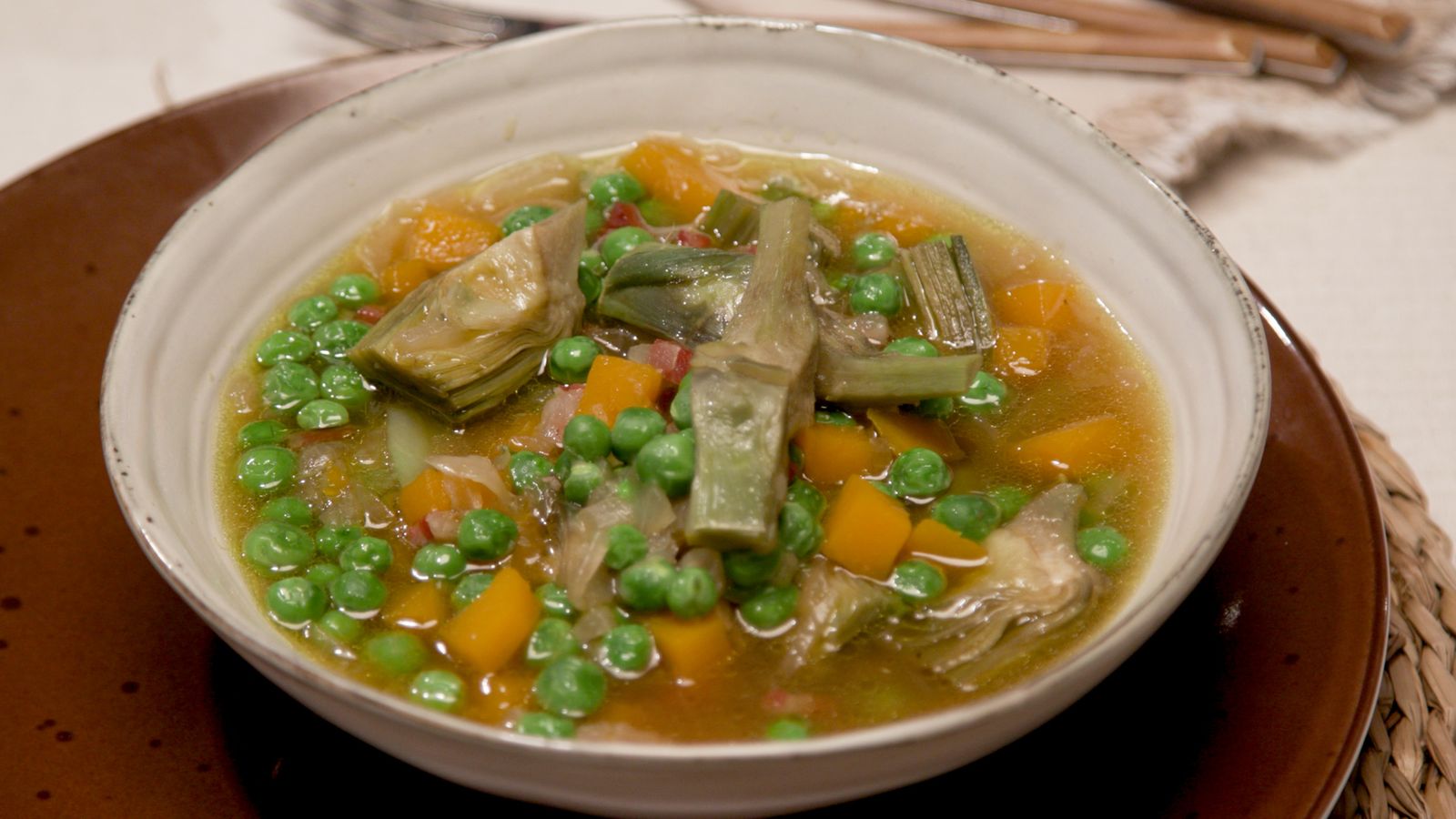 Guisat de carxofes i carabassa