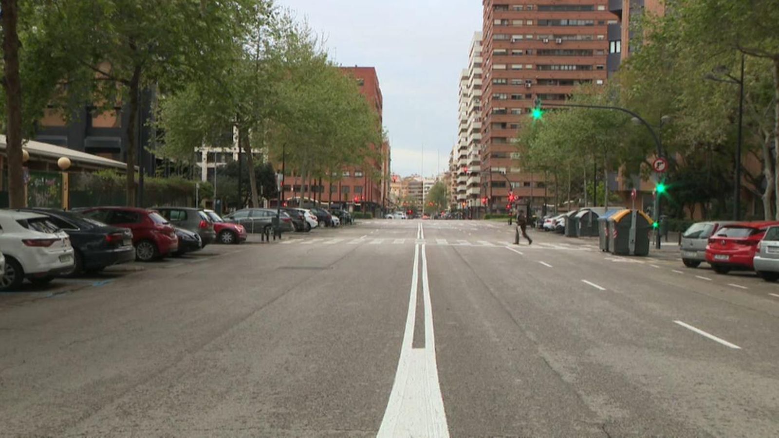 Un carrer de València, en una imatge d'arxiu, durant el confinament la primera setmana d'abril