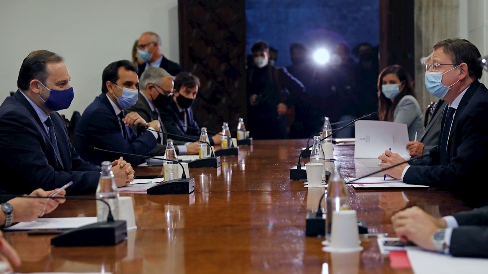 El president de la Generalitat, Ximo Puig, es reuneix amb el ministre de Transports, José Luis Ábalos , per a abordar les qüestions relatives a la Xarxa Arterial Ferroviària de València