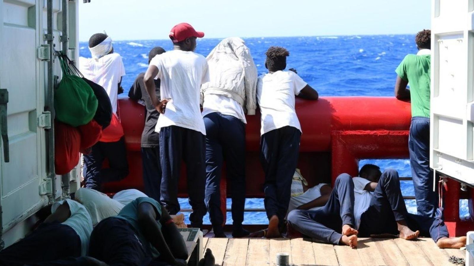 Migrants a bord de l'Ocean Viking