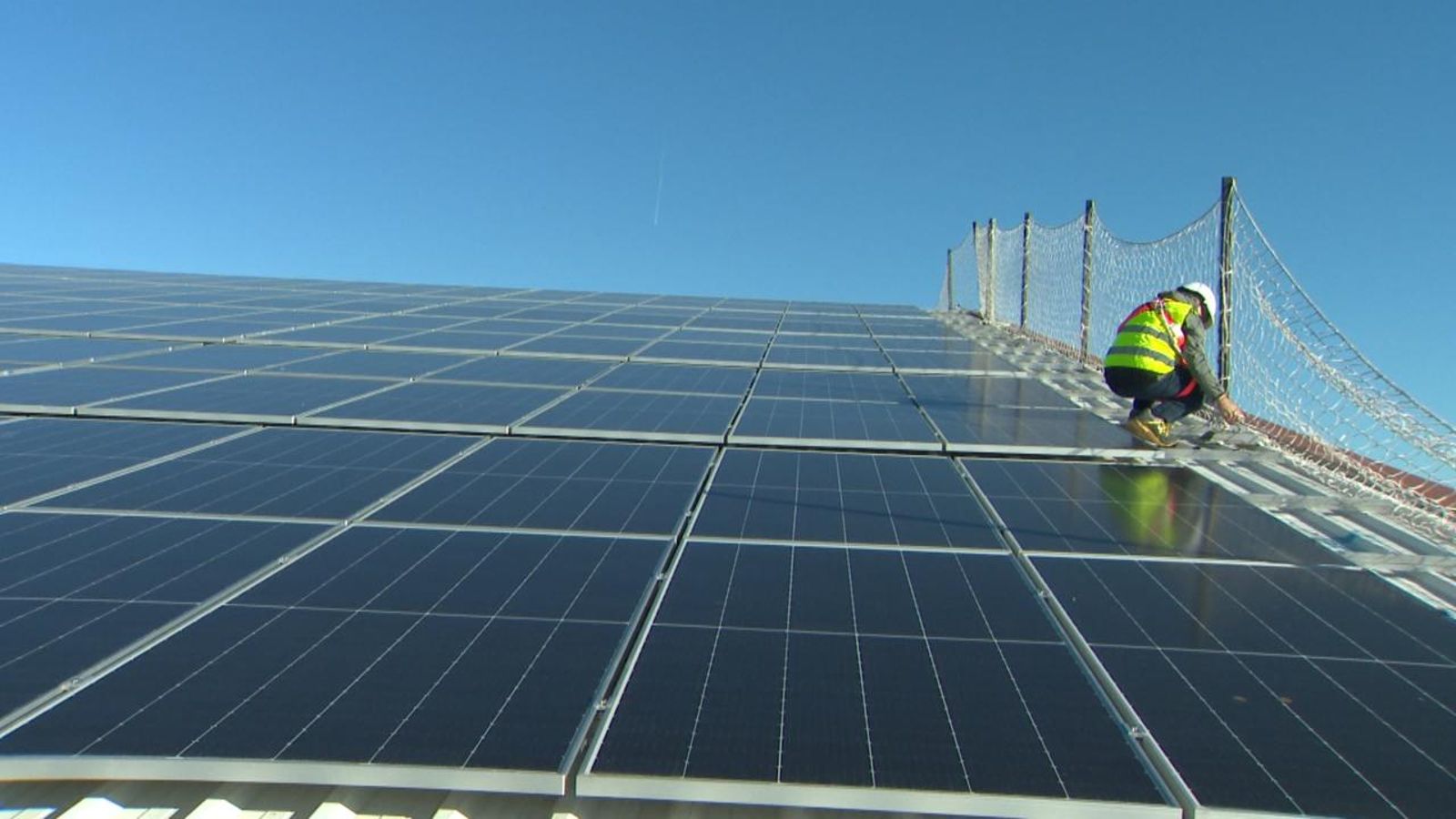 319 projectes han començat les gestions per a instal·lar plaques fotovoltaiques