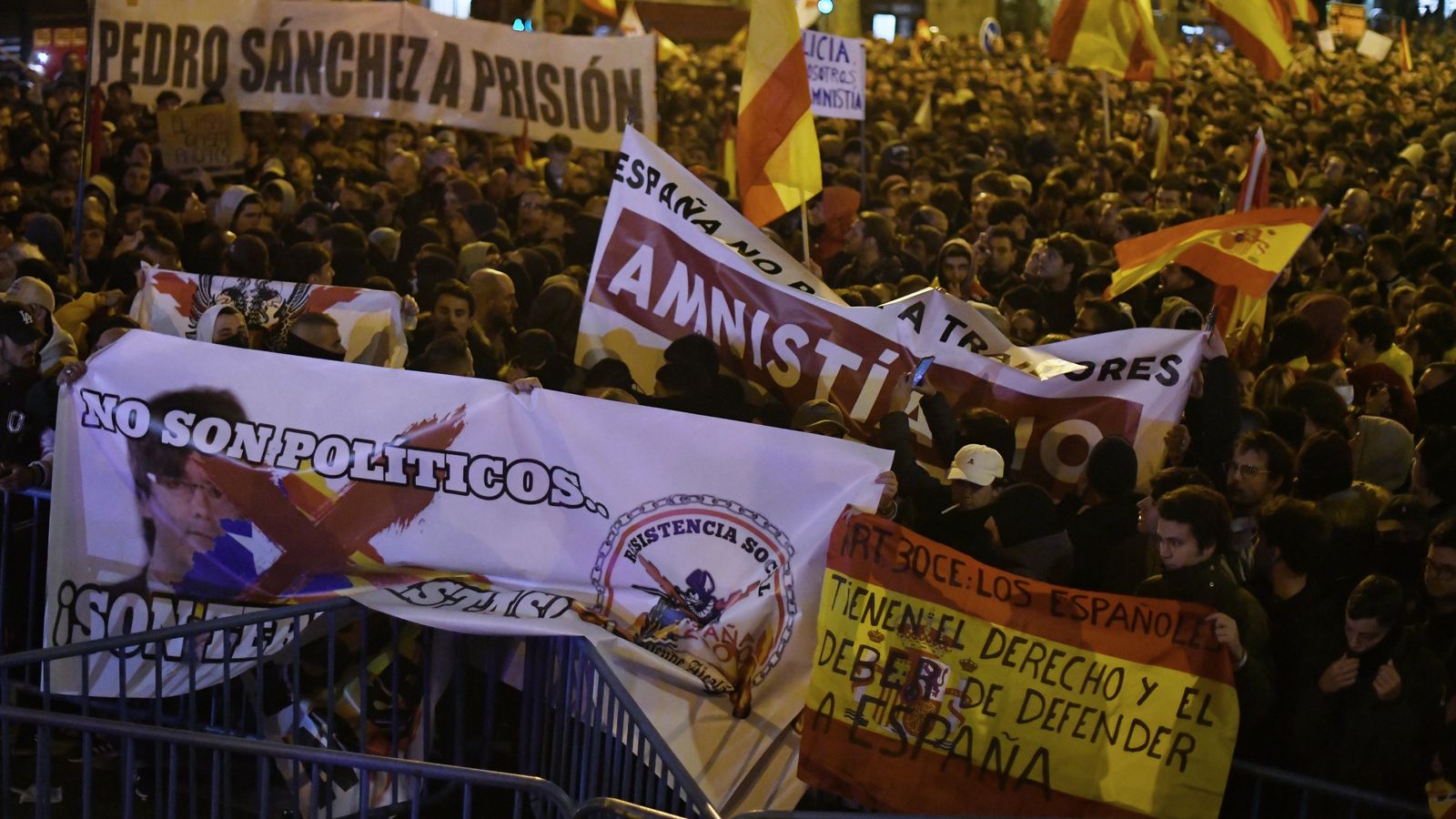 Protestes en el carrer Ferraz de Madrid