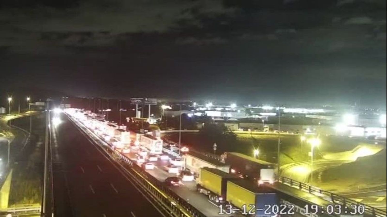 Imatge de les càmeres de la DGT de les retencions a l'A-7