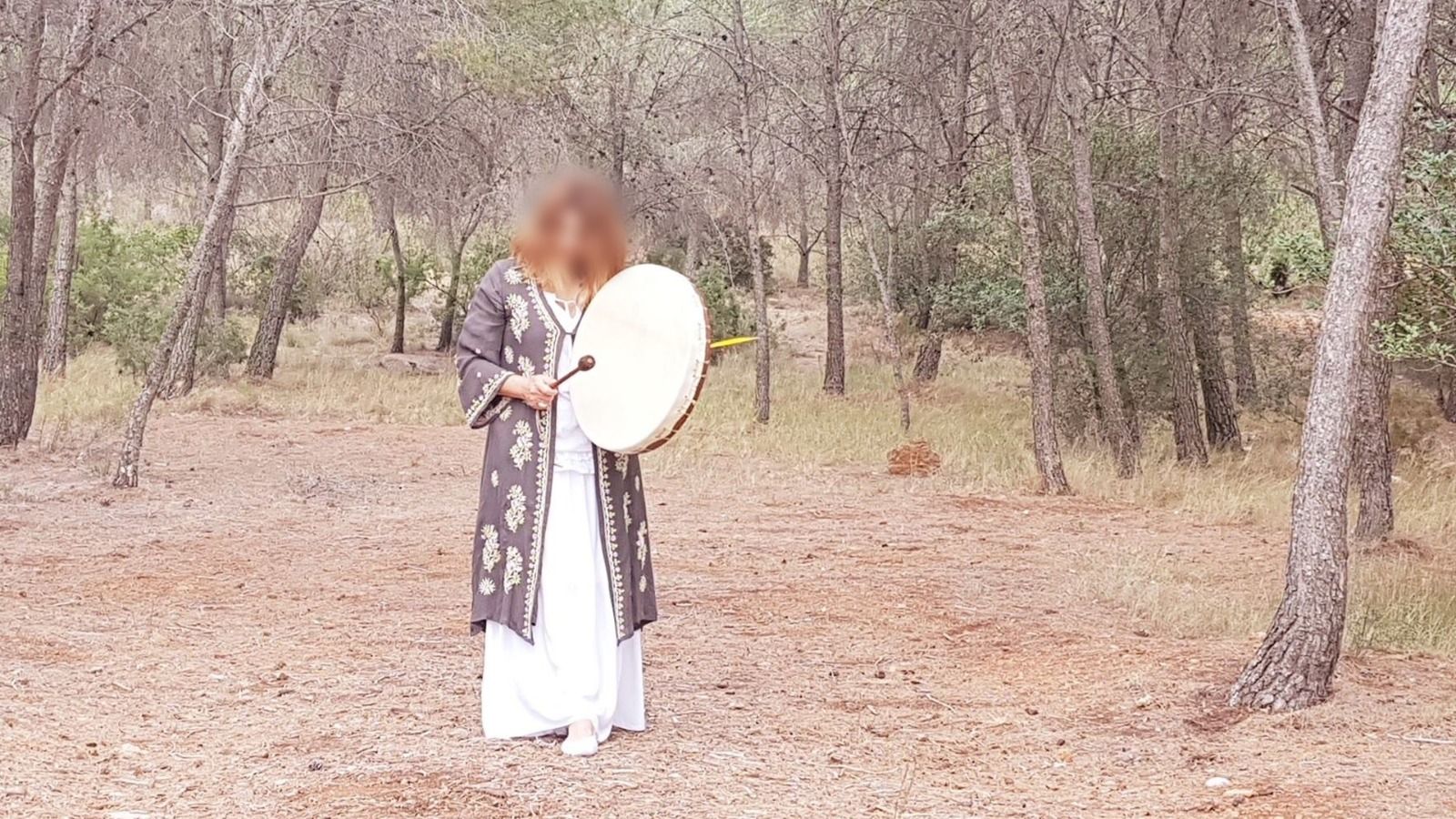 En imatge, una de les suposades sessions espirituals