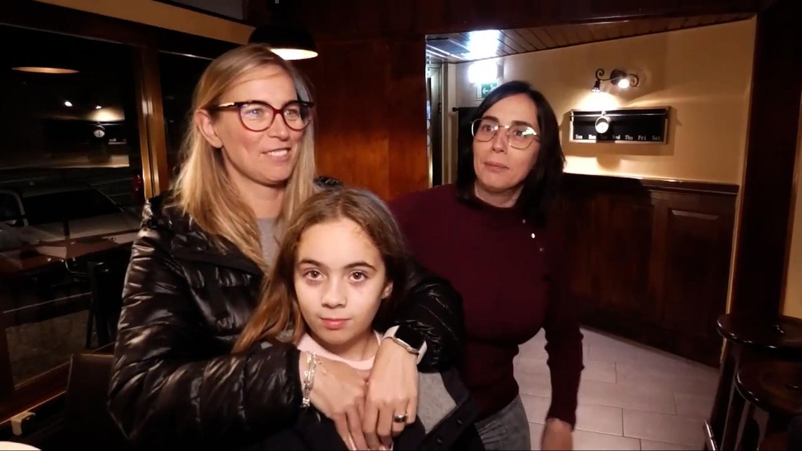 Mara i Lorena ens expliquen les dificultats que han superat per a establir el seu bar restaurant a Suïssa