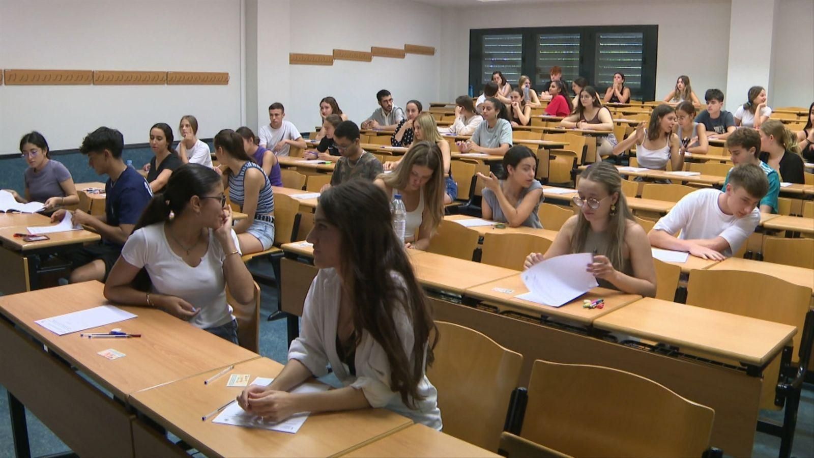 Imatge d'arxiu d'un examen de selectivitat