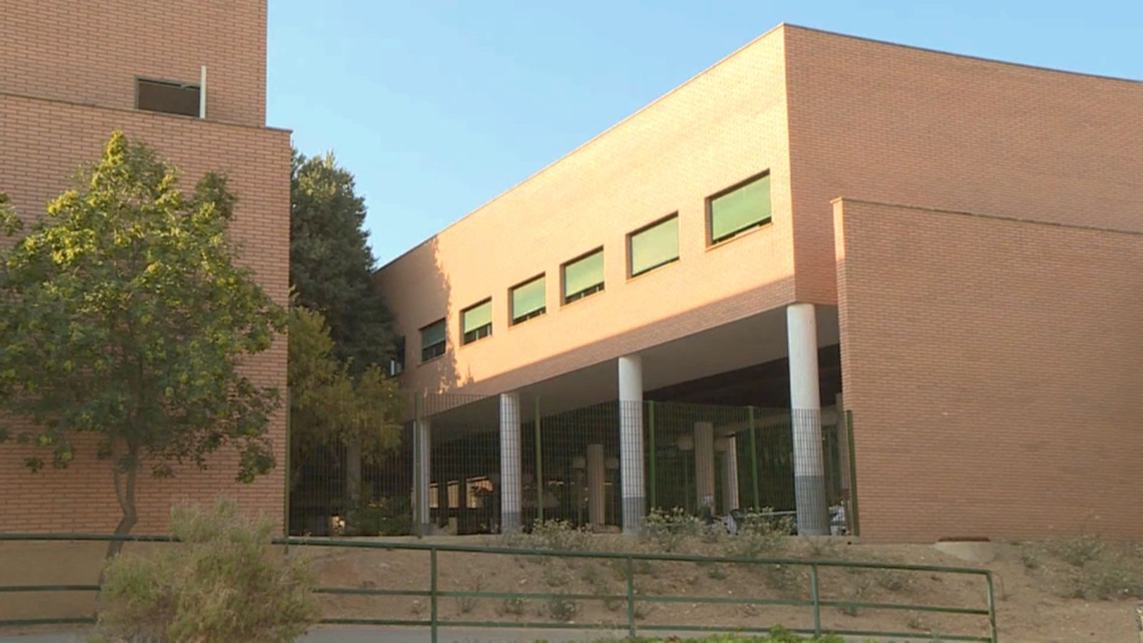 Façana exterior de la residència de persones majors