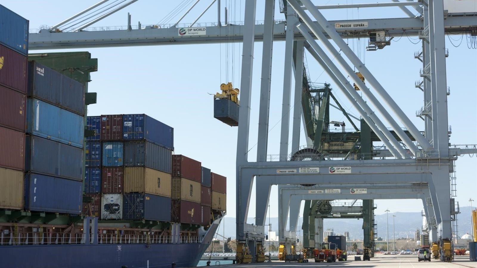 Les exportacions valencianes a penes cauen un 0,9% en el primer trimestre de l’any