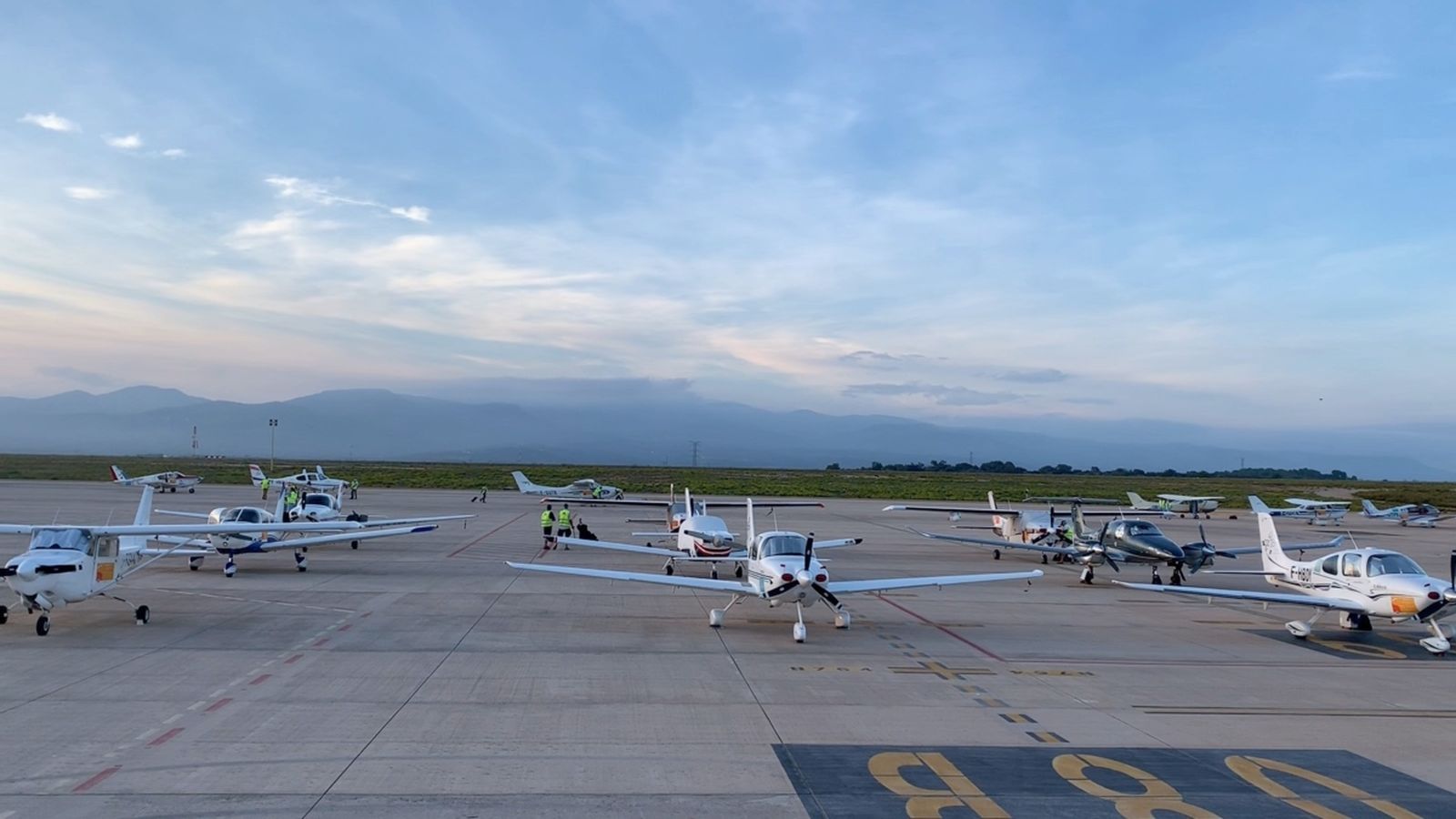 L’aeroport de Castelló acull les 50 aeronaus que participen en el Raid Latécoère-Aéropostale