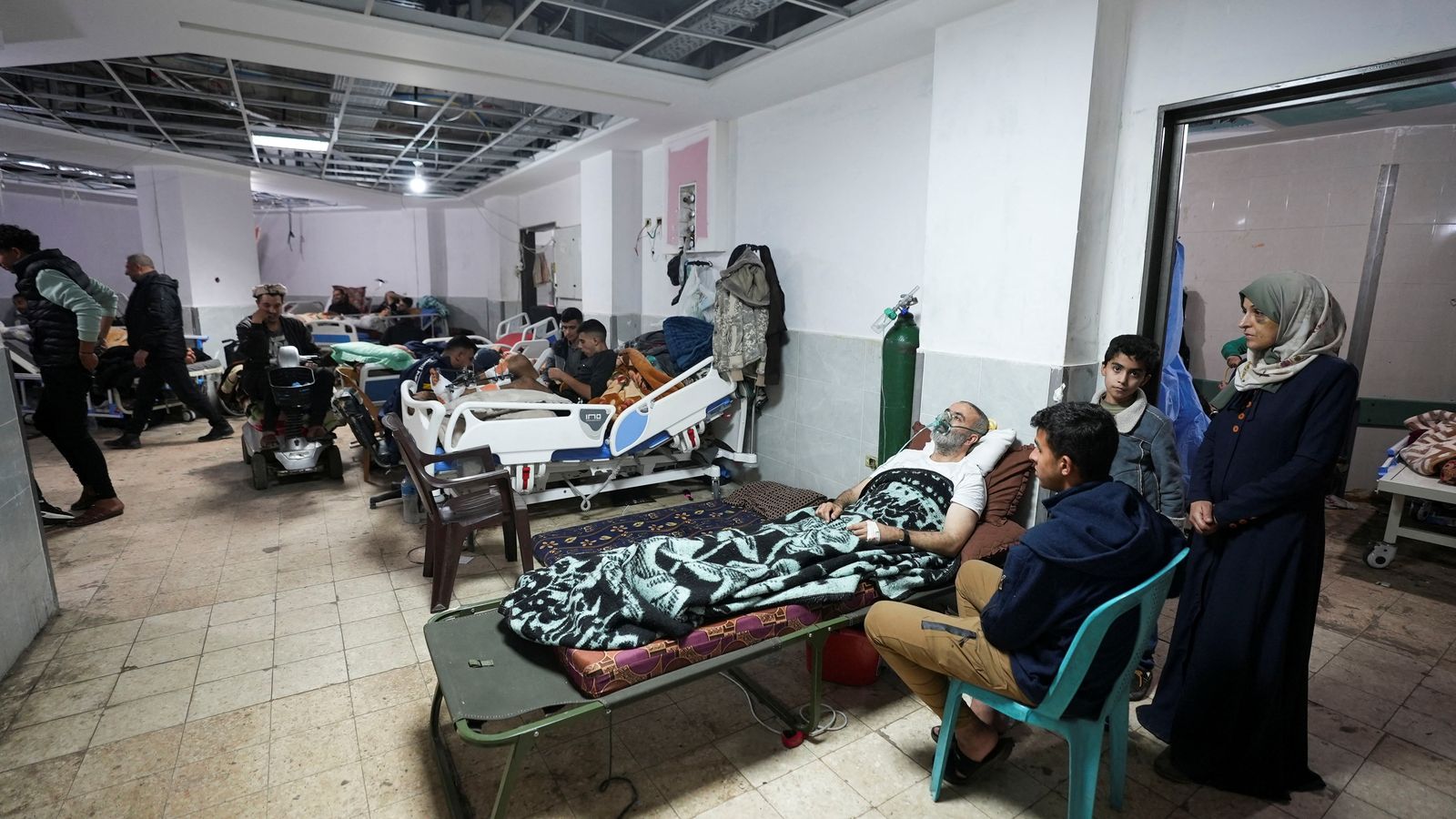 Malalts en un hospital de la Franja de Gaza