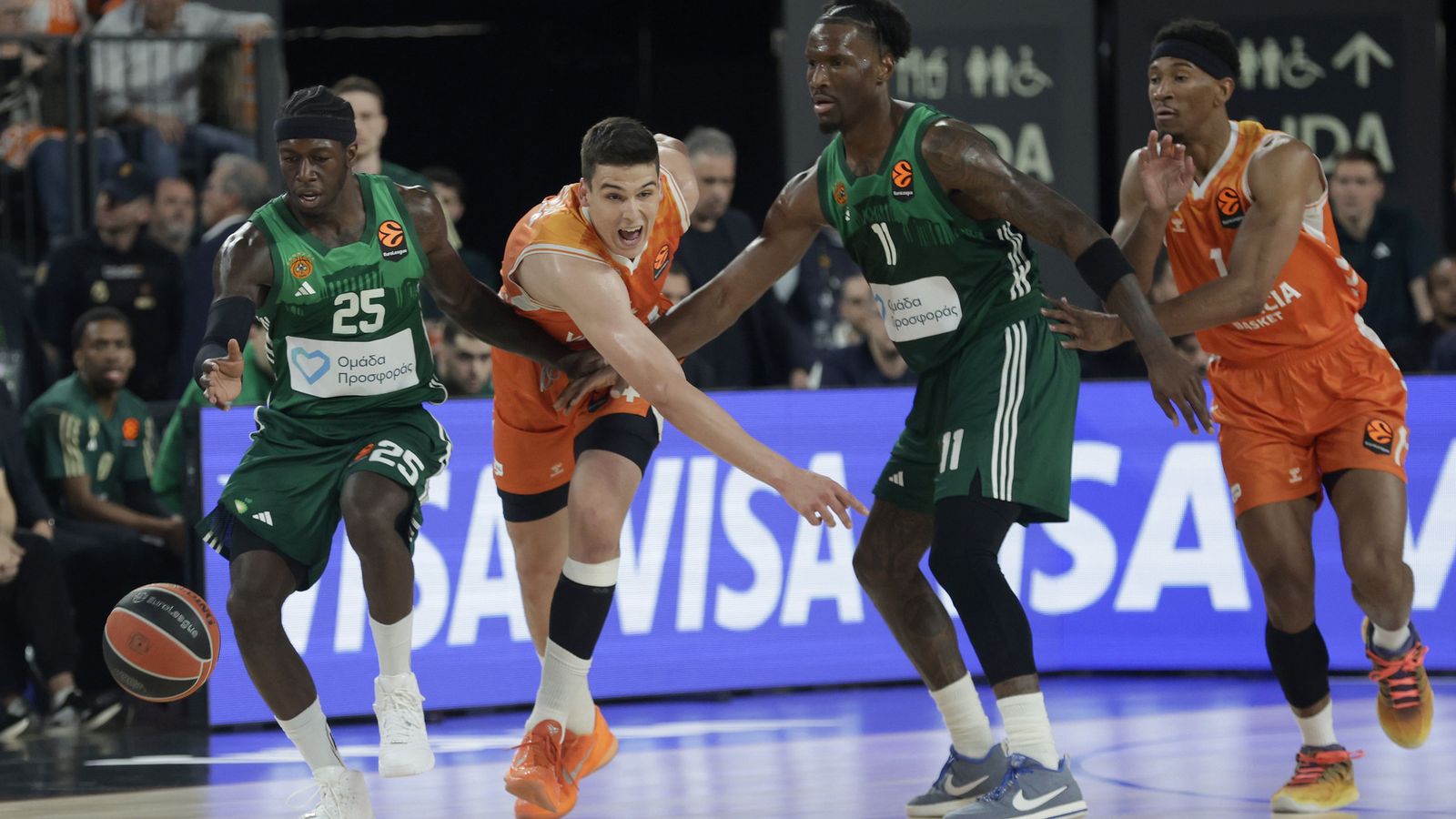 Nunn, amb 21 punts, ha sigut el màxim anotador del partit