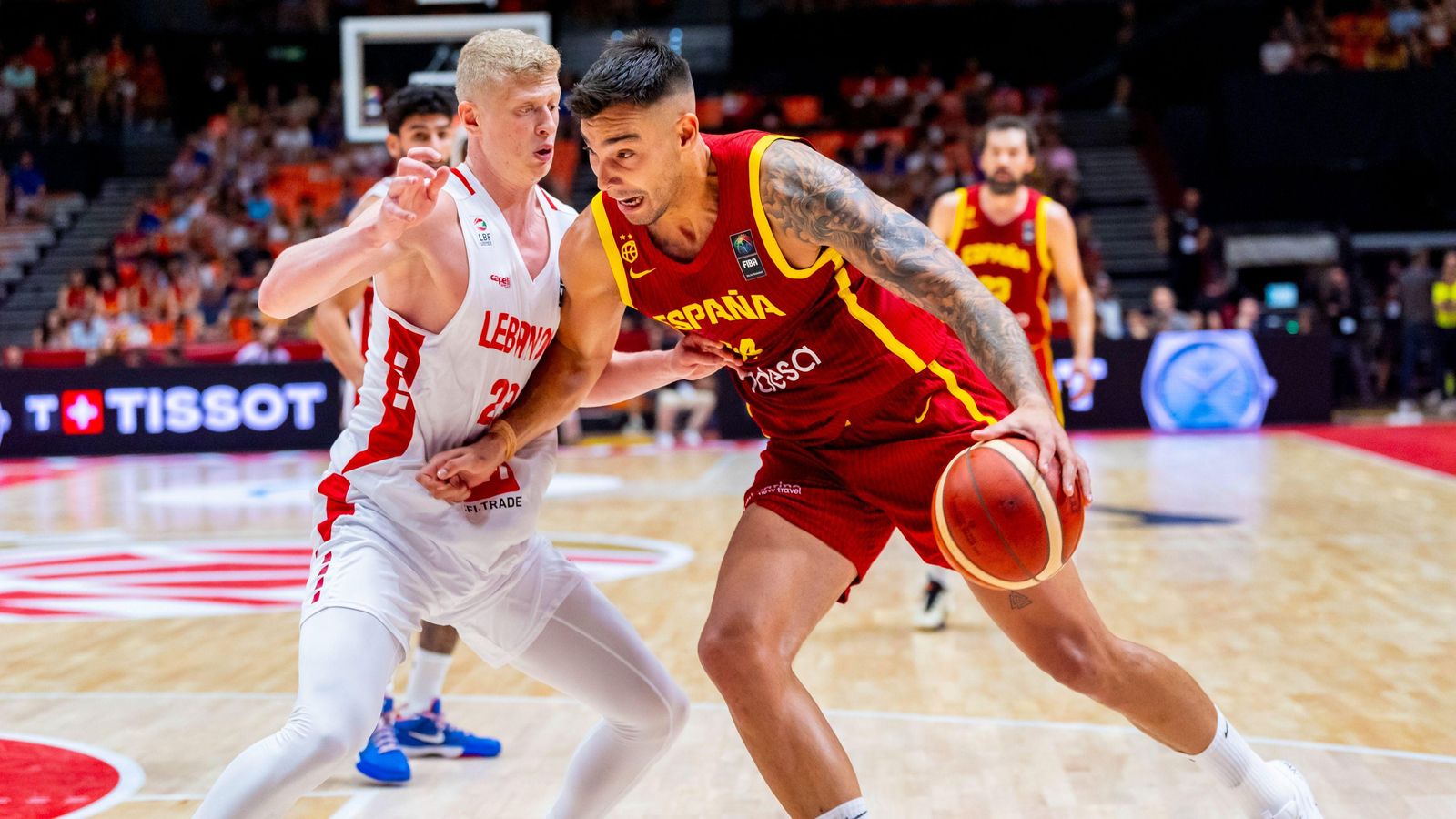 Willy Hernangómez en una acció del partit