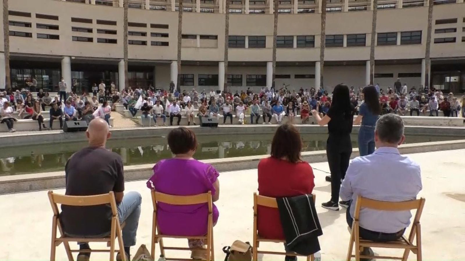 En aquesta circumscripció s’escullen 35 dels 99 diputats i diputades de les Corts