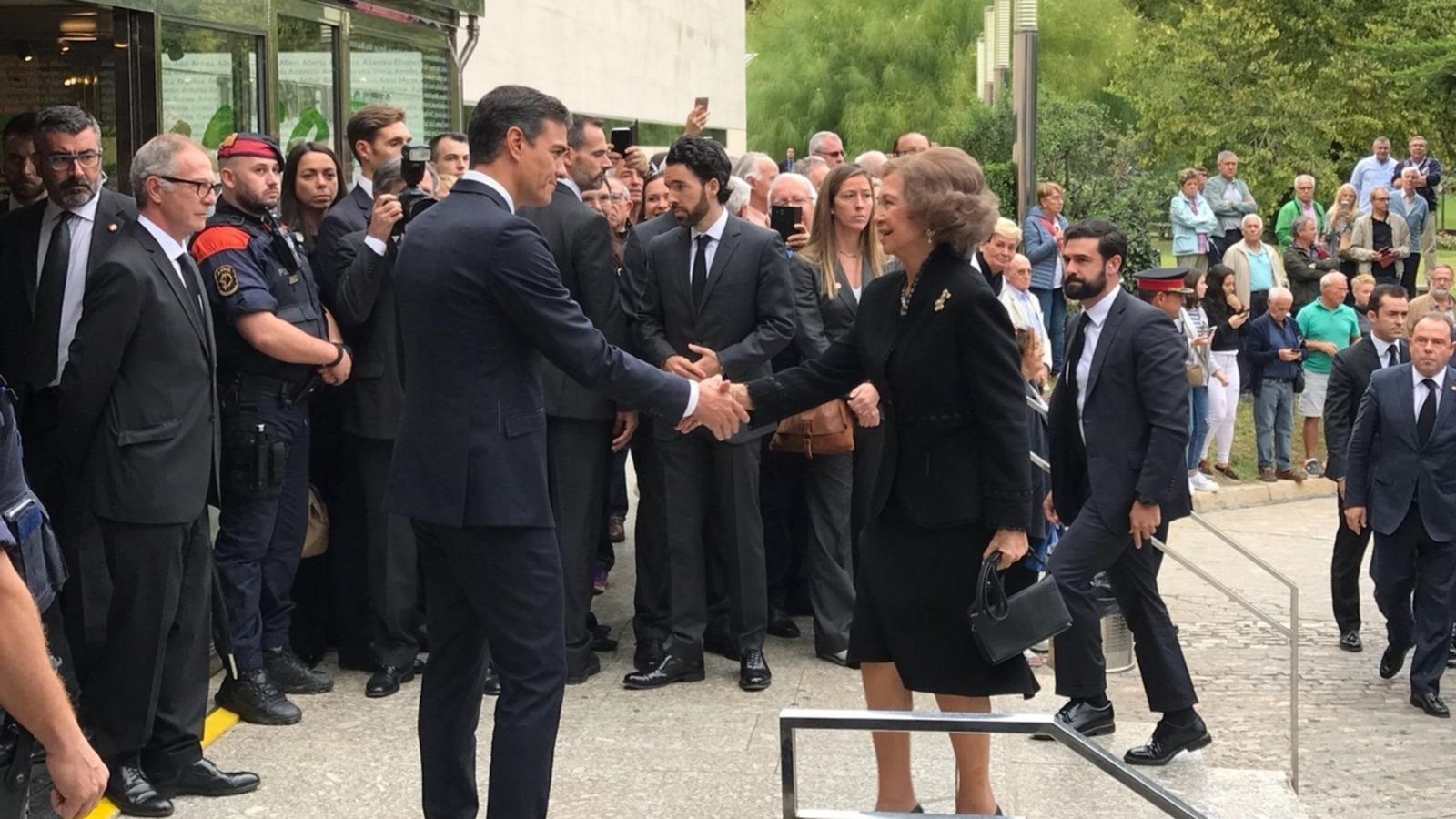 La reina Sofía arriba al funeral de Montserrat Caballé aquest dilluns a Barcelona