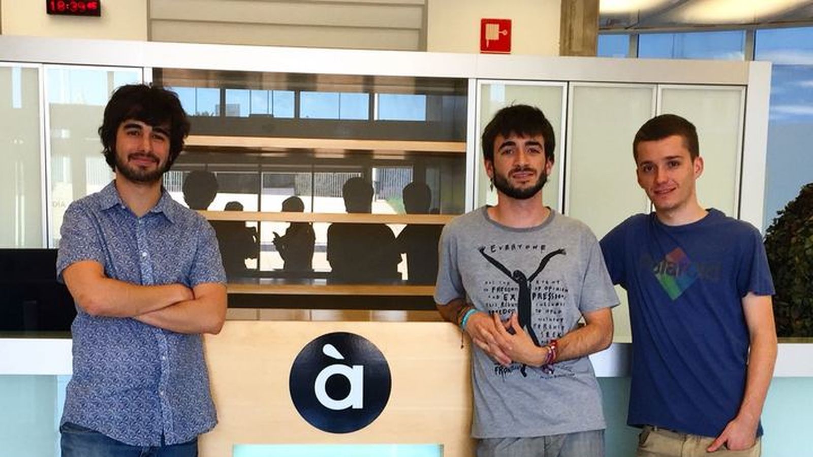 13.06.2018 | La formació de Benimaclet Poetes anònims visita l\'estudi